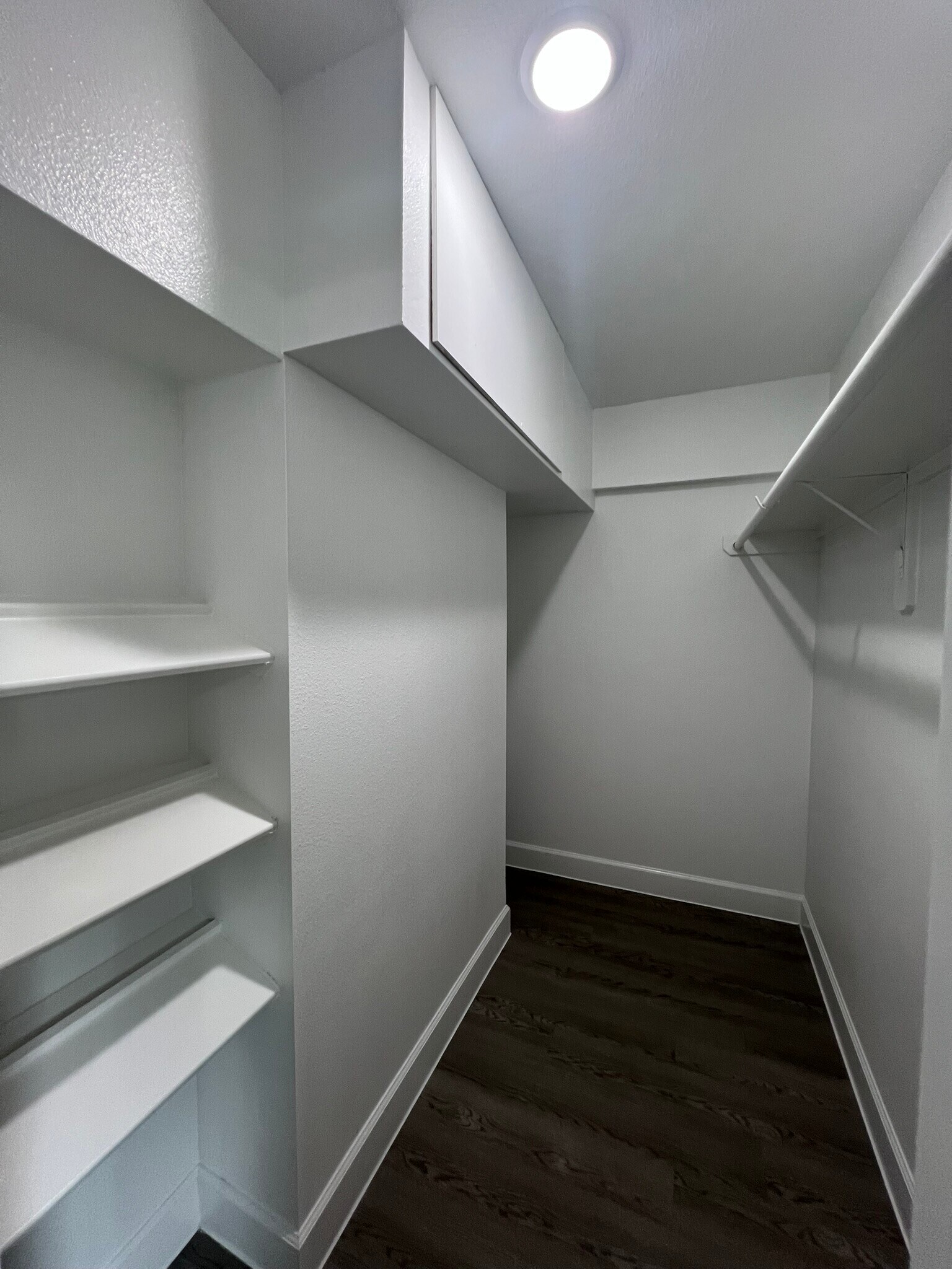 Building Photo - 3305 Red Bluff Rd