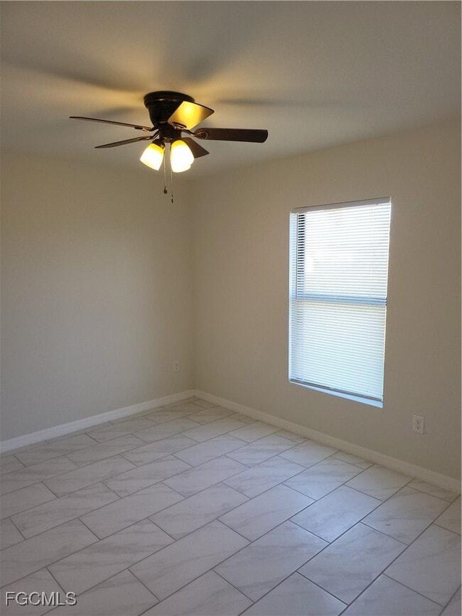 Building Photo - 1444 SE 10th Terrace