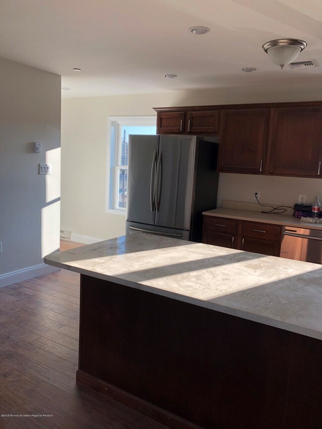 Building Photo - 179 First Ave