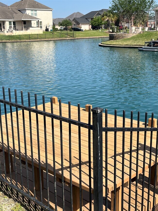 Building Photo - 17926 Harbour Bridge Point Dr