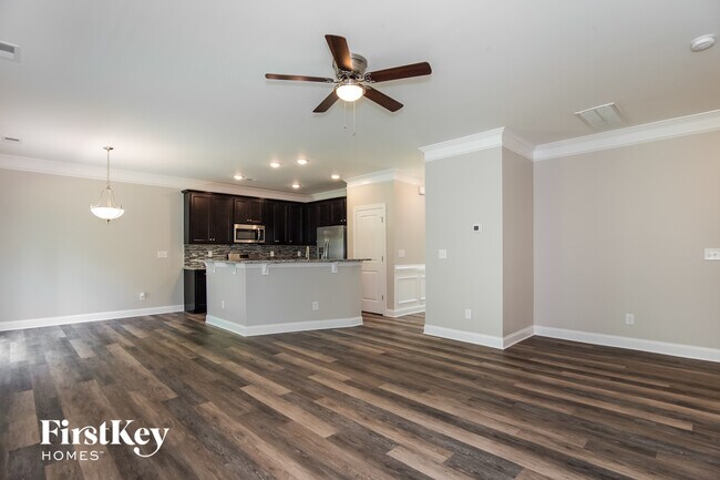 Building Photo - 3611 Alamito Ln