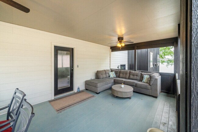 entry porch - 26539 E Shore Pl