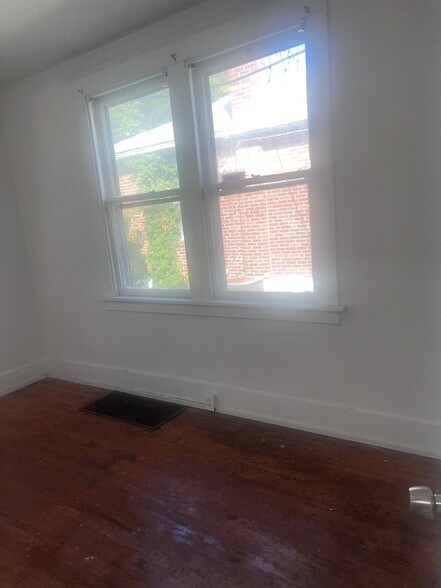 Building Photo - 7113 Beulah Ave