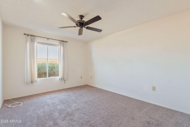 Building Photo - 10733 W Loma Blanca Dr