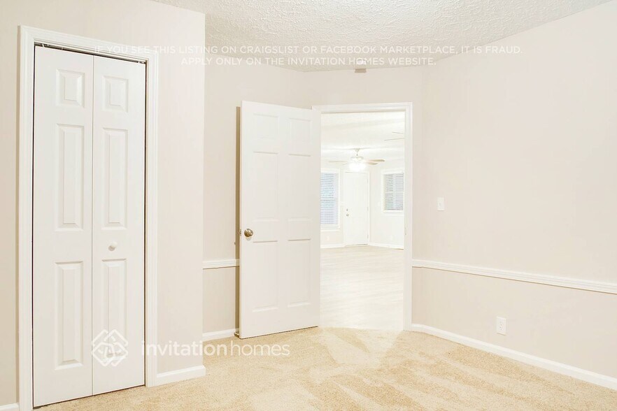 Building Photo - 1804 Glenhaven Cir