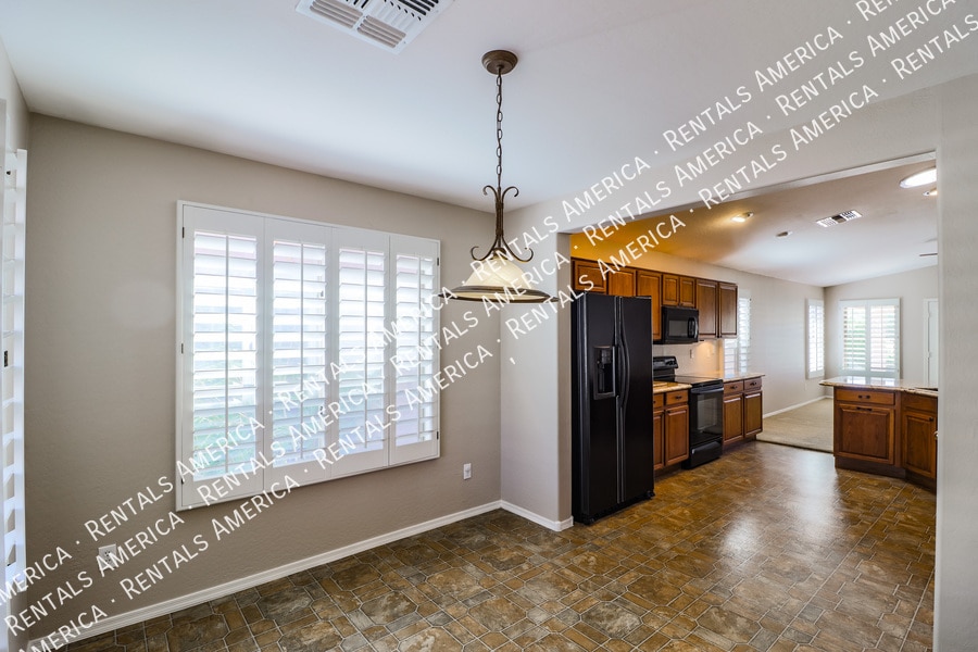 Building Photo - 21171 E Aspen Valley Dr