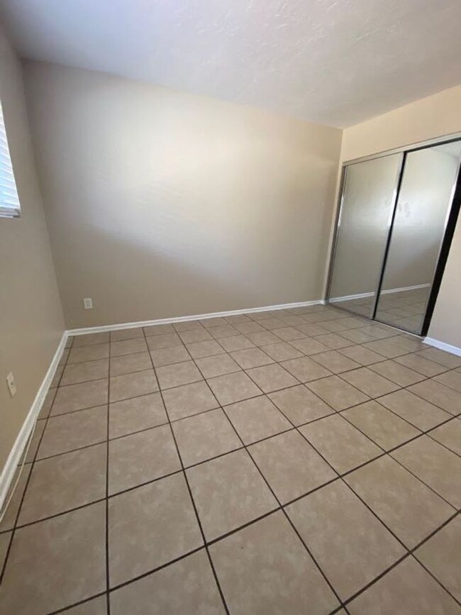 Interior Photo - 5505 Ackerfield Ave. Long Beach, CA 90805