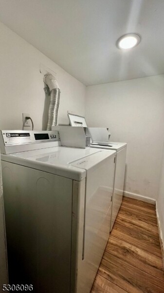 Building Photo - 923 Magnolia Ave