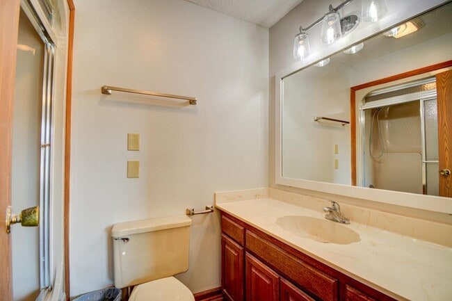 Building Photo - OFF SEASON RENTAL Topsail Island Furnished...