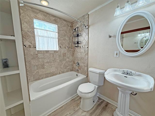 Building Photo - 1017 County Rd 914A