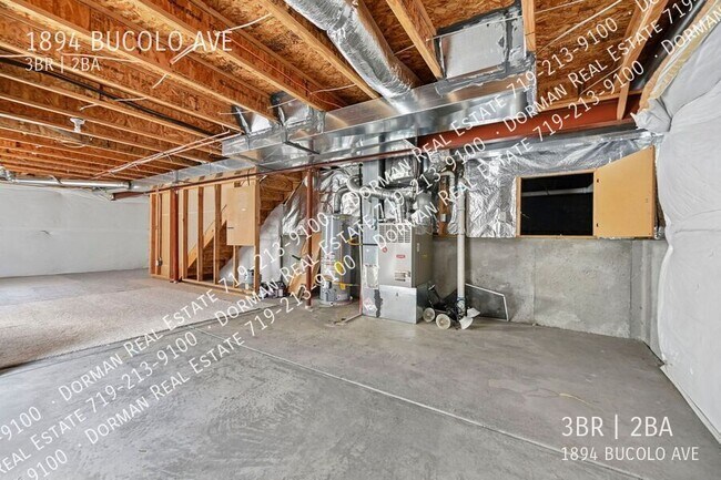 Building Photo - 1894 Bucolo Ave