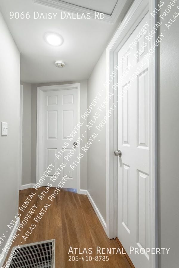 Building Photo - 9066 Daisy Dallas Rd