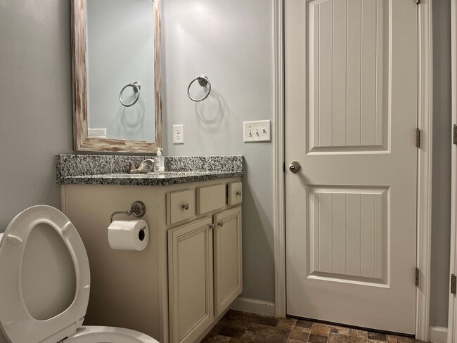 Building Photo - Charming 3/2 Home in Boiling Springs!