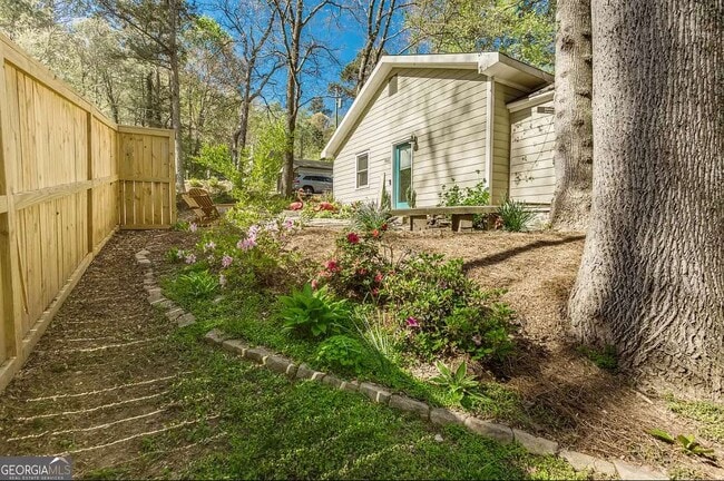 Primary Photo - 7865 Wilkinson Dr