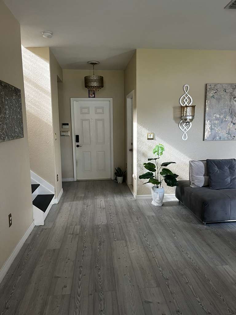 Building Photo - 1531 SE 20th Rd