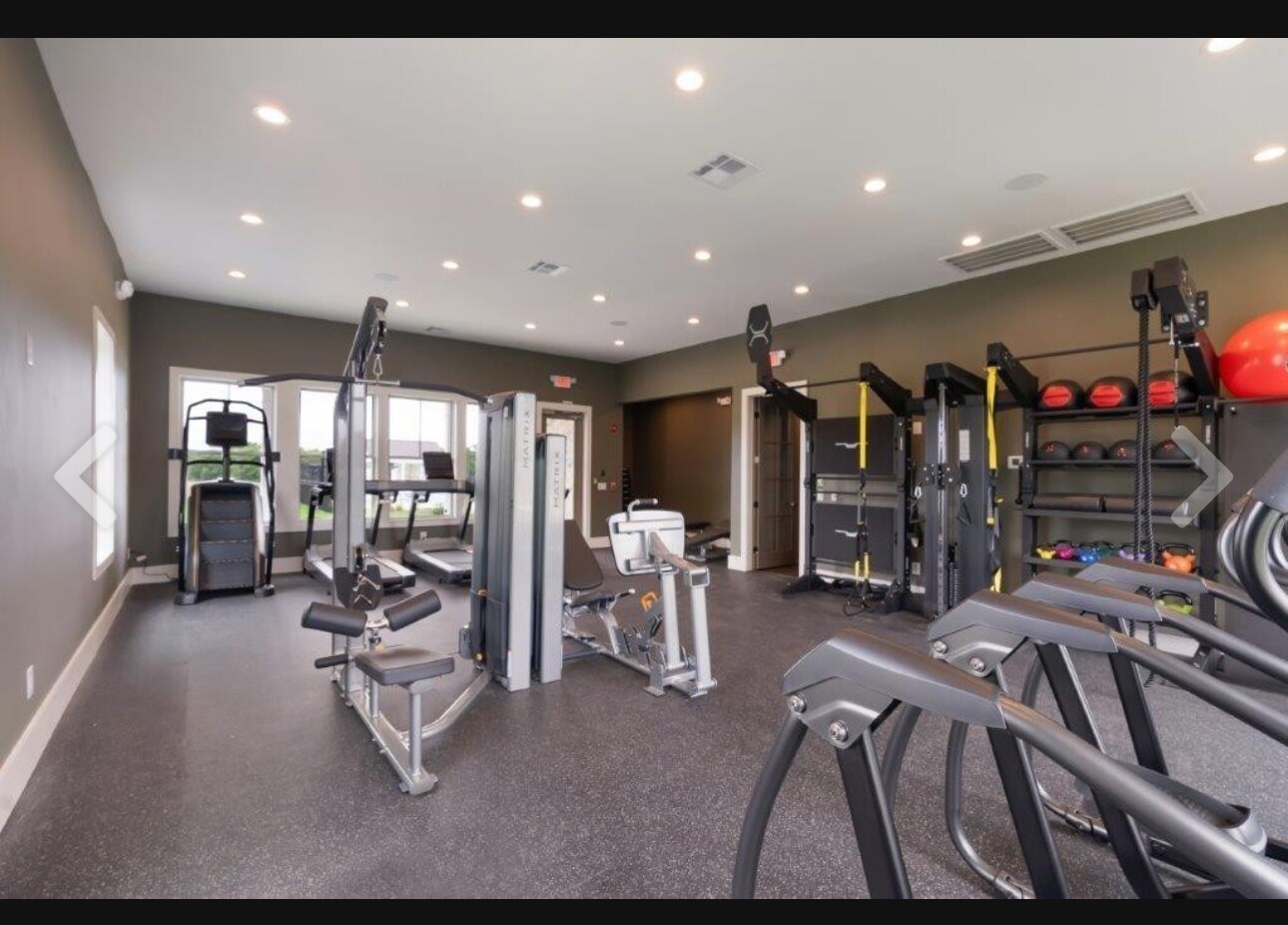 Building Photo - 8089 Atlee Ct