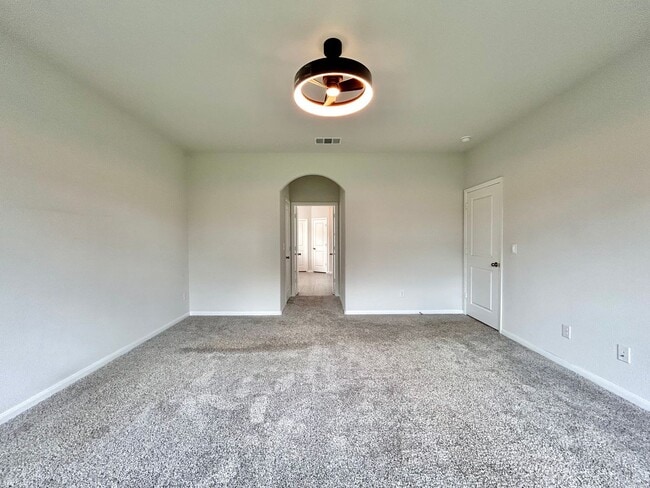 Building Photo - 208 Azalea Spgs Rd