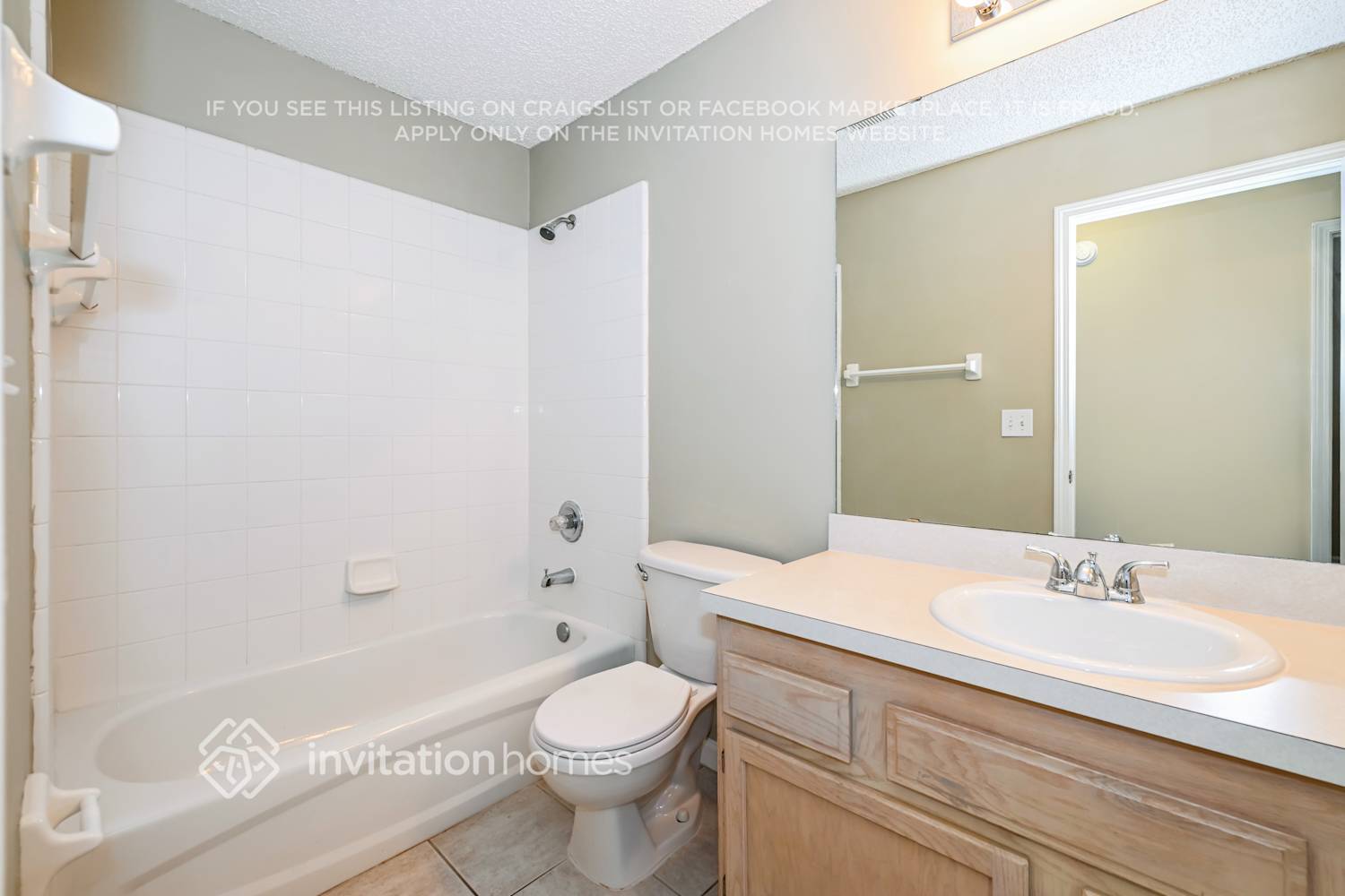 Building Photo - 13757 Sea Mist Dr