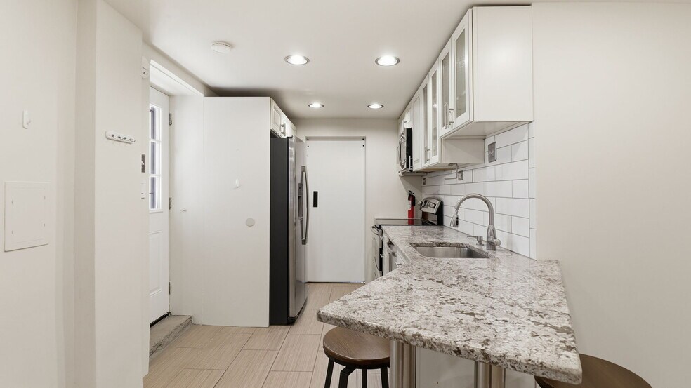 Building Photo - 1450 Harvard St NW