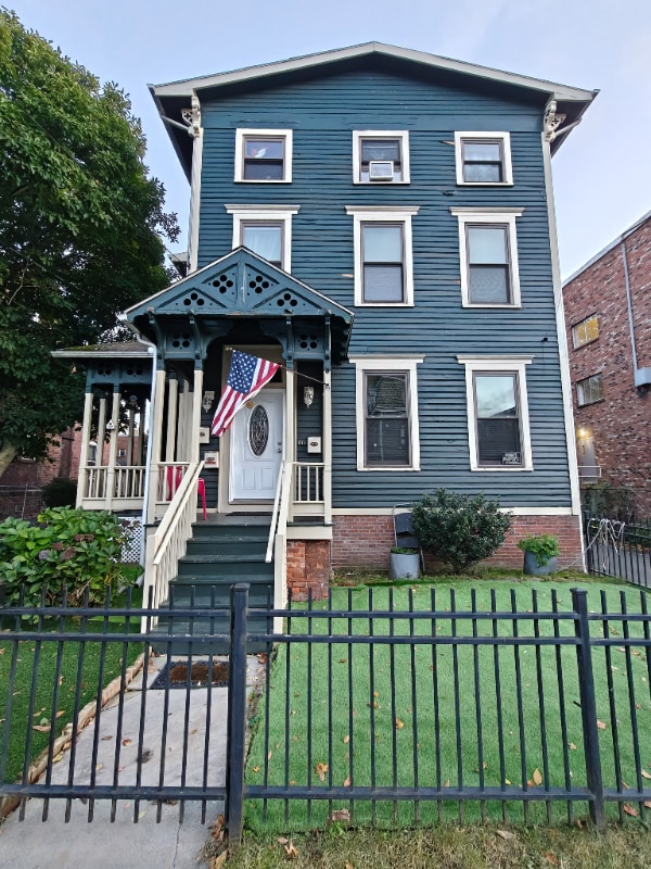 Building Photo - 39 Allen Pl