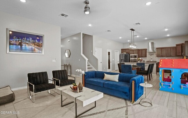 Building Photo - 13677 Baja Vista Ct