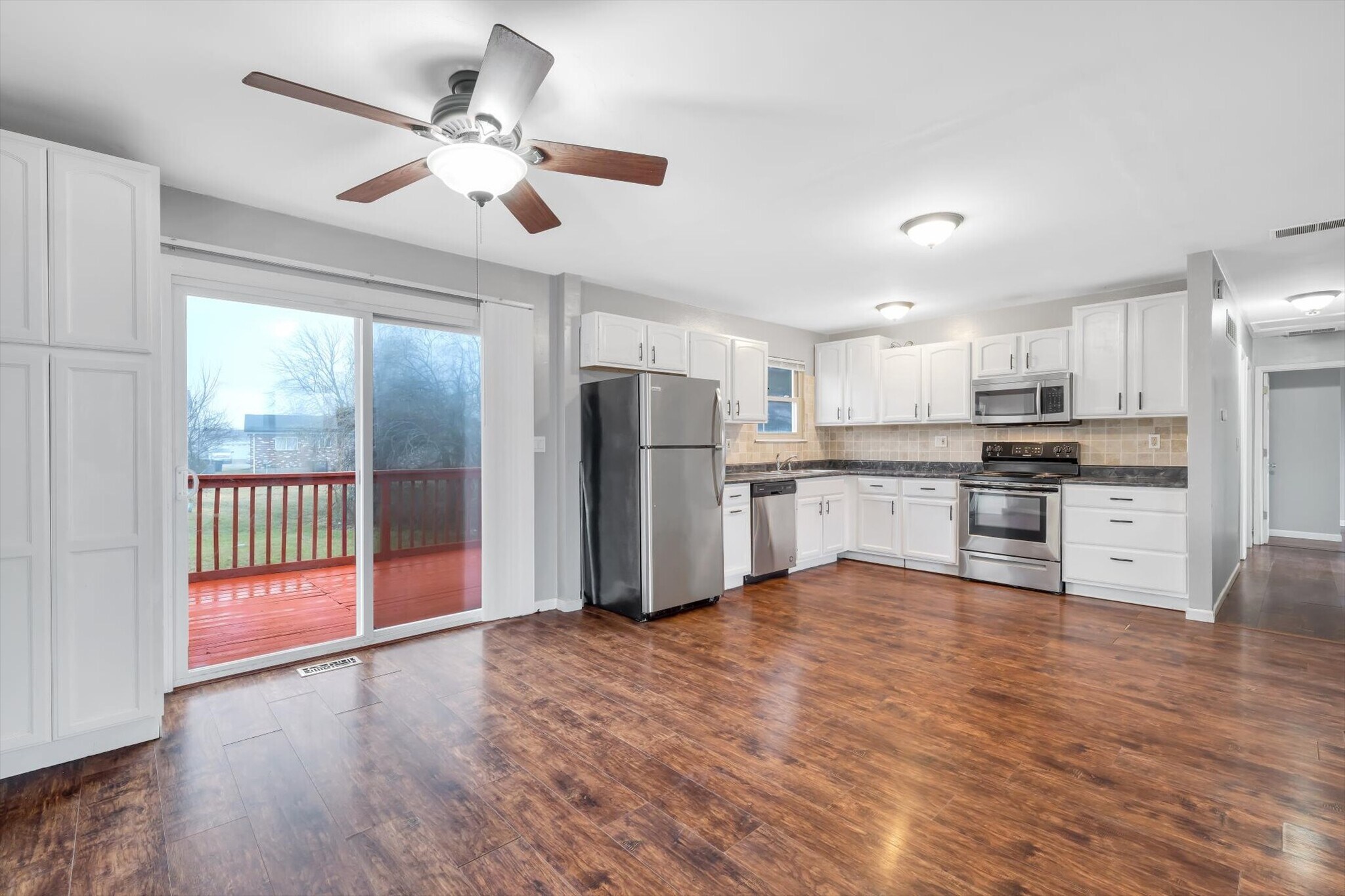 Building Photo - 2534 Millvalley Dr