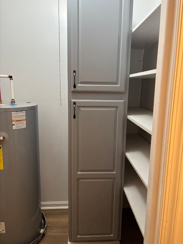 Building Photo - 3704 Pine Knoll Dr