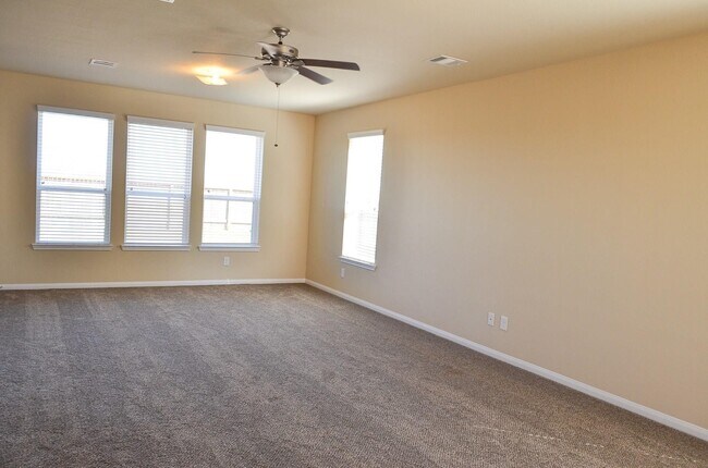 Building Photo - 3550 Paganini Pl