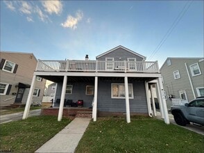 Building Photo - 206 N Wilson Ave