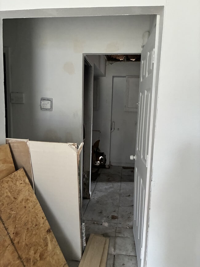 Building Photo - 30 Delores Dr