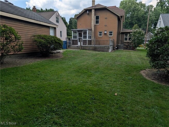 Building Photo - 486 Needham Ave