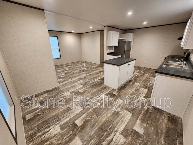 Building Photo - 1433 Grand Ave