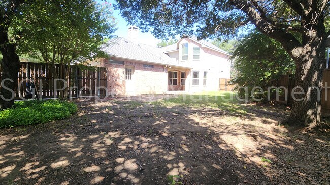 Building Photo - 329 Parkhurst Ln
