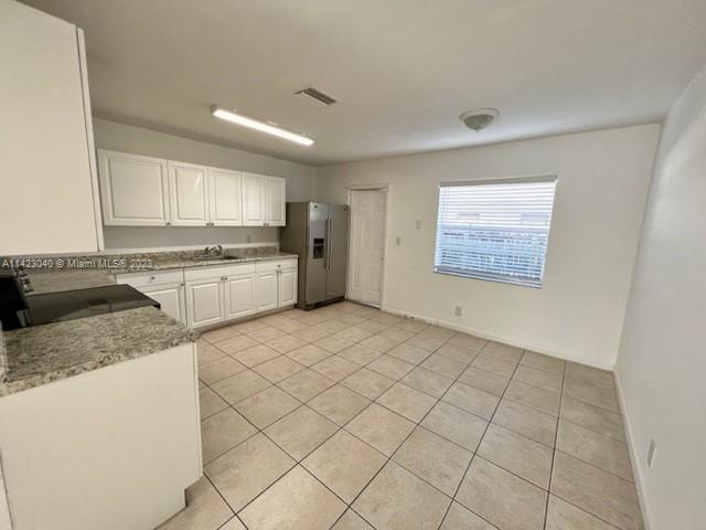 Building Photo - 5180 SW 43rd Terrace