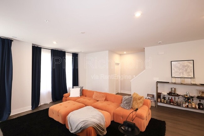 Building Photo - 1500 W Moore St