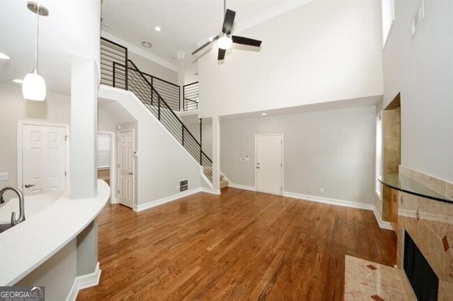 Building Photo - 1354 Brookhaven Village Cir NE