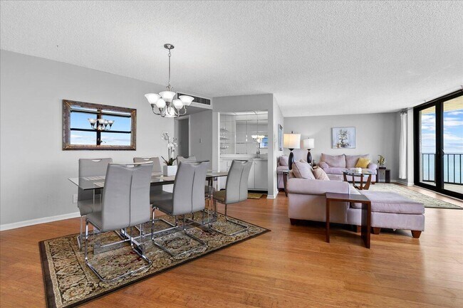 Building Photo - 5420 N Ocean Dr