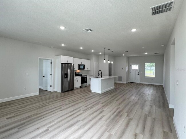 Building Photo - 14957 SW 63rd Ct