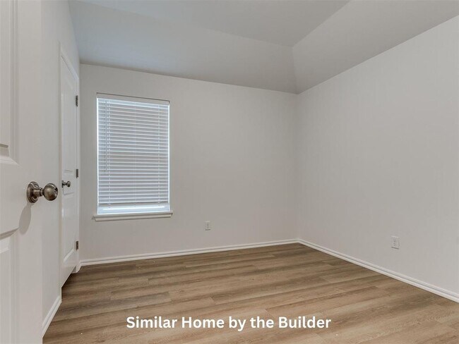 Building Photo - 11600 Mackenzie Wy