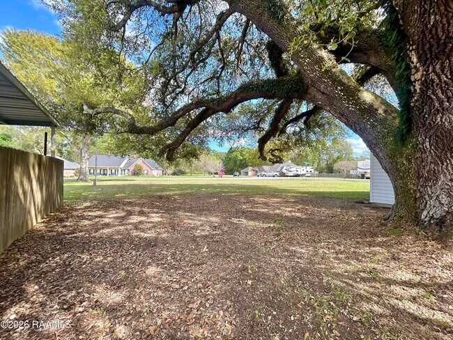 Building Photo - 109 Cheshire Cir