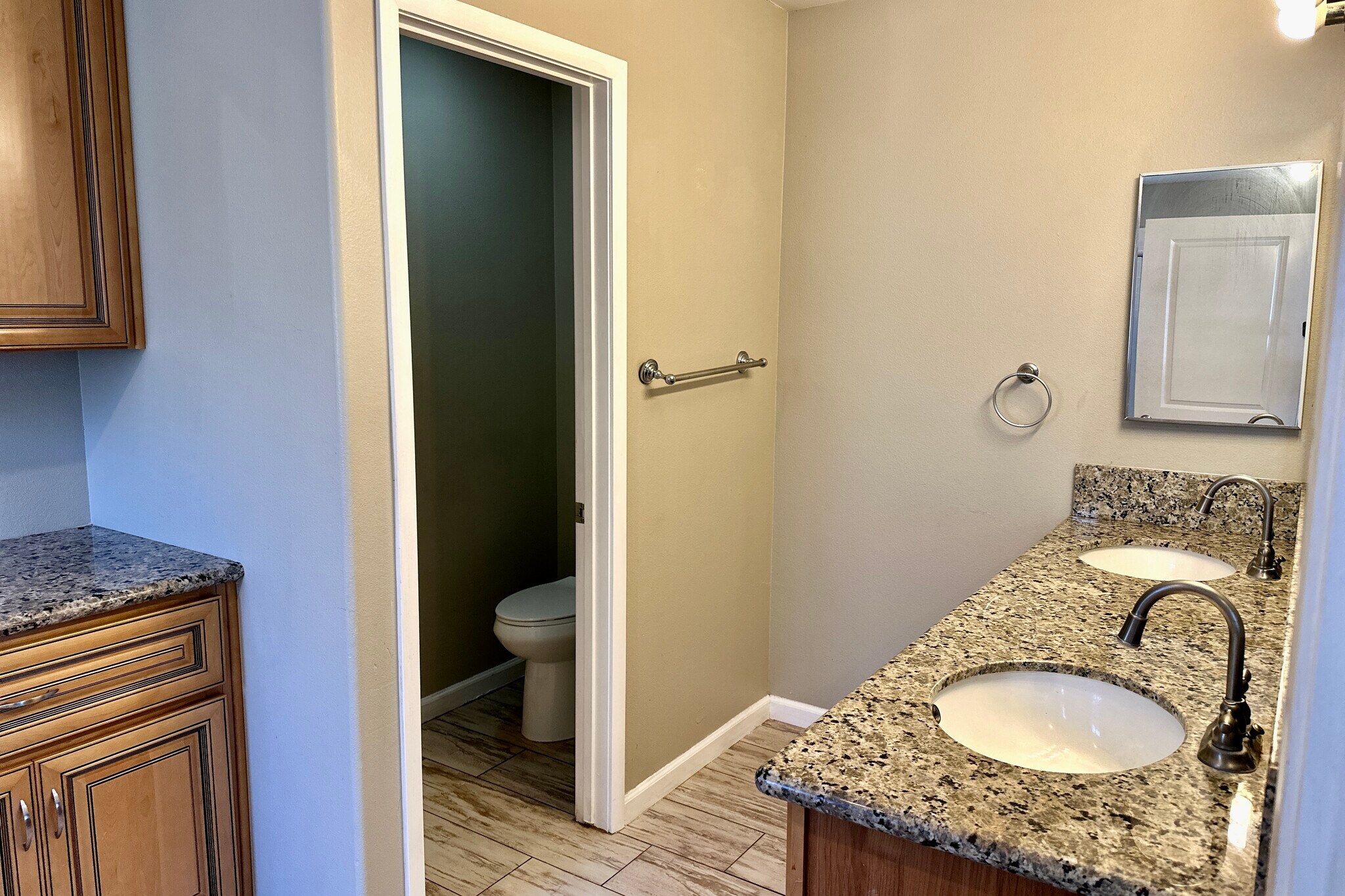 Building Photo - 16628 Atlas Ln