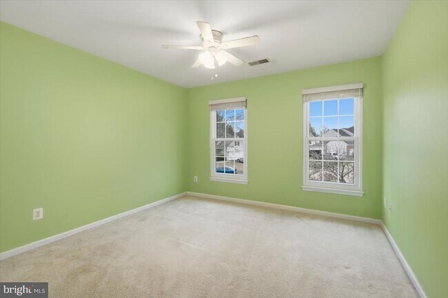 Building Photo - 6914 S Dewey Ct