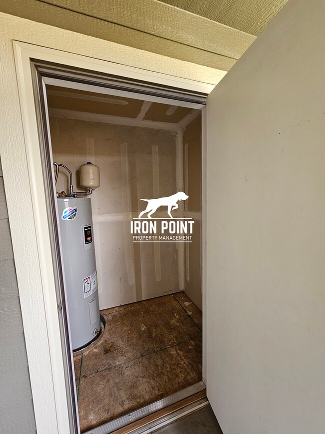 Building Photo - SC5678