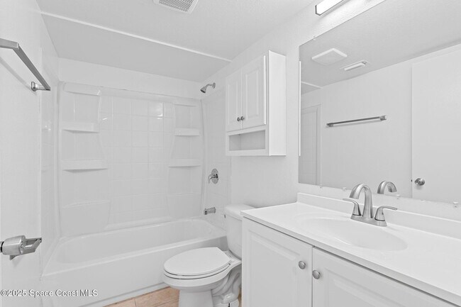 Building Photo - 1870 Agora Cir SE