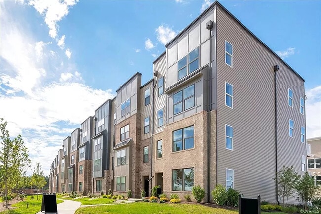 Primary Photo - 2749 St Elias Dr