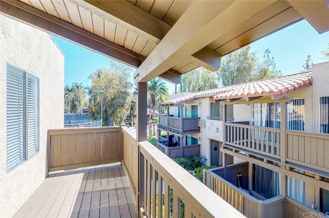 Building Photo - 1345 Cabrillo Park Dr