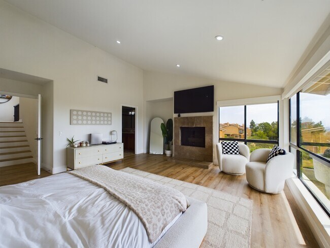Building Photo - 2543 Caminito Muirfield