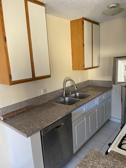 Building Photo - 5853 Virginia Ave