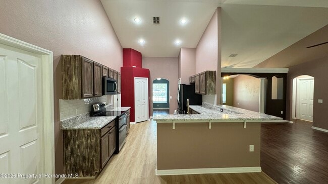 Building Photo - 10 Bellis Ct
