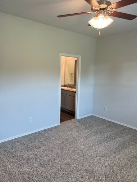 Building Photo - 26010 Emory Holw Dr